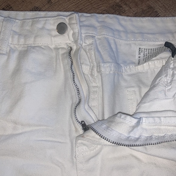 two pack of black and white jean shorts - Picture 6 of 6